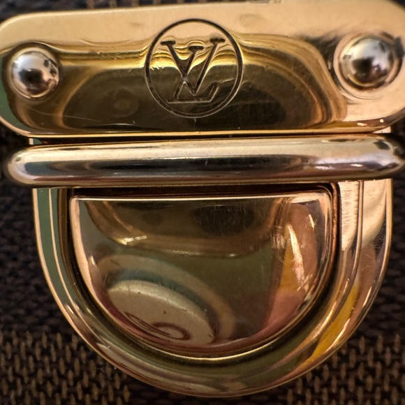 LOUIS VUITTON 
Damier Ebene Koala Compact Wallet - Picture 3 of 14